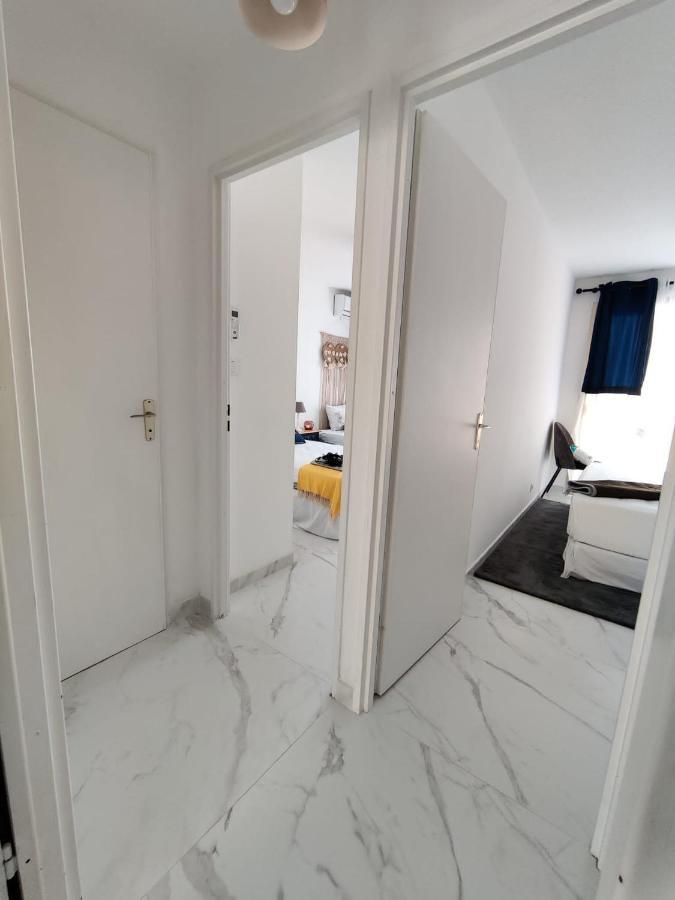 En Exclusivite T3 A 2 Pas Des Plages De St Raphael Saint-Raphaël Exteriör bild