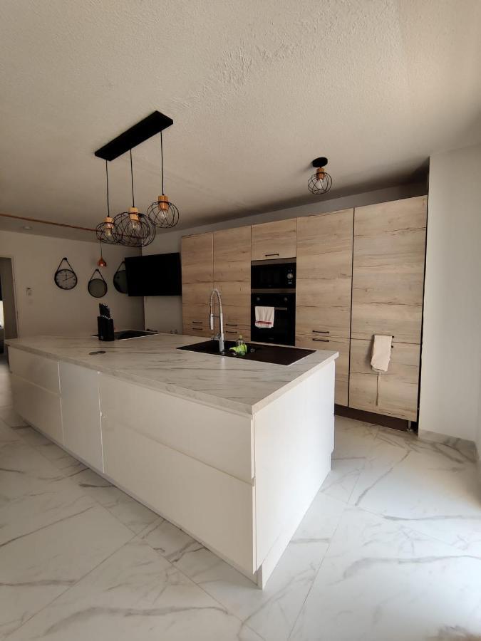 En Exclusivite T3 A 2 Pas Des Plages De St Raphael Saint-Raphaël Exteriör bild